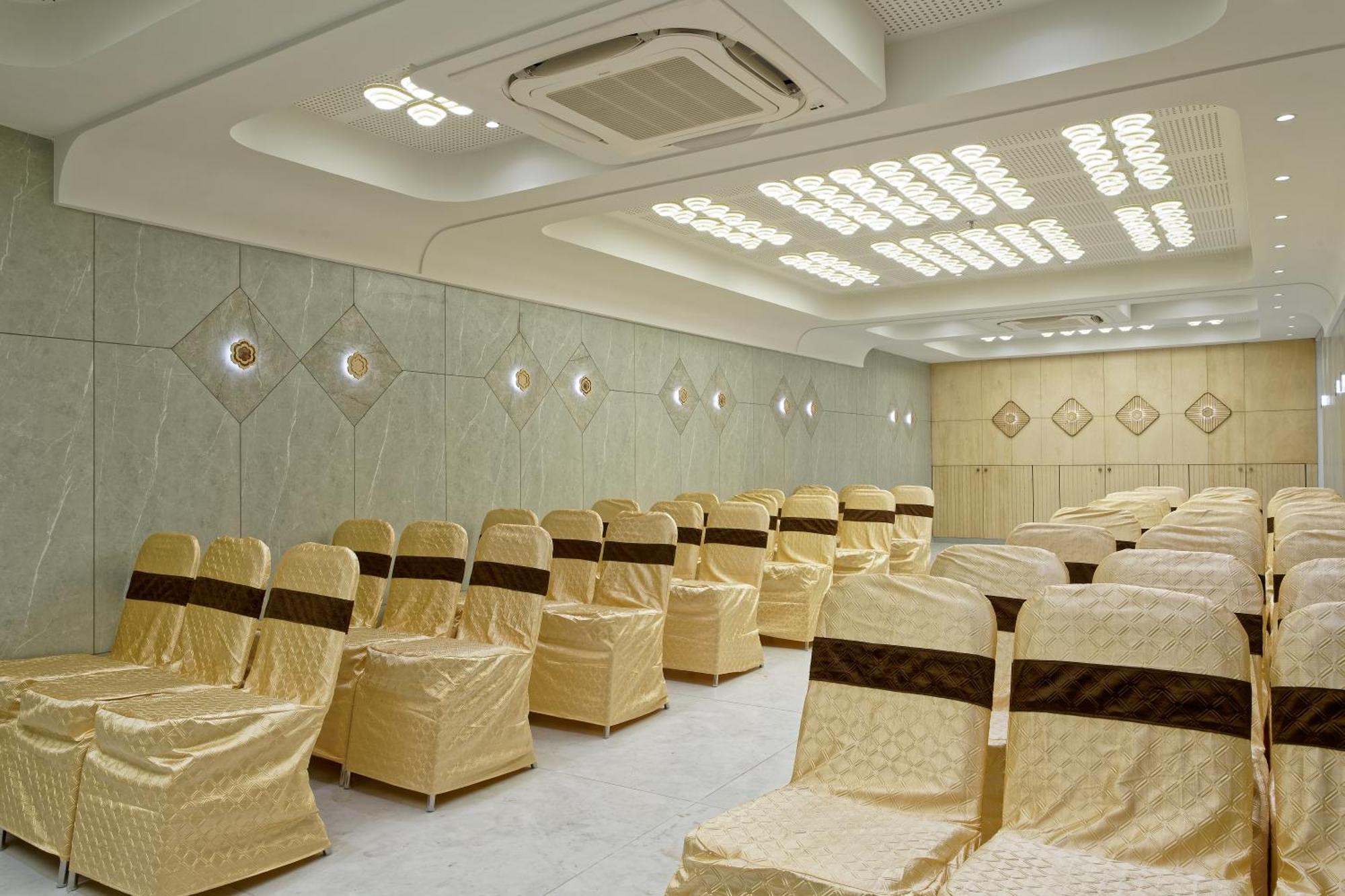 Exora Inn Ahmedabad Exterior photo