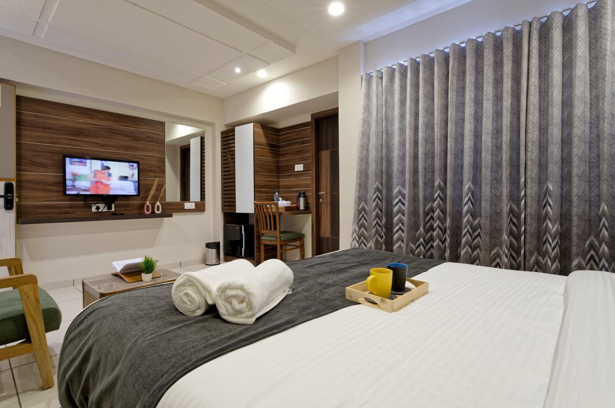 Exora Inn Ahmedabad Exterior photo