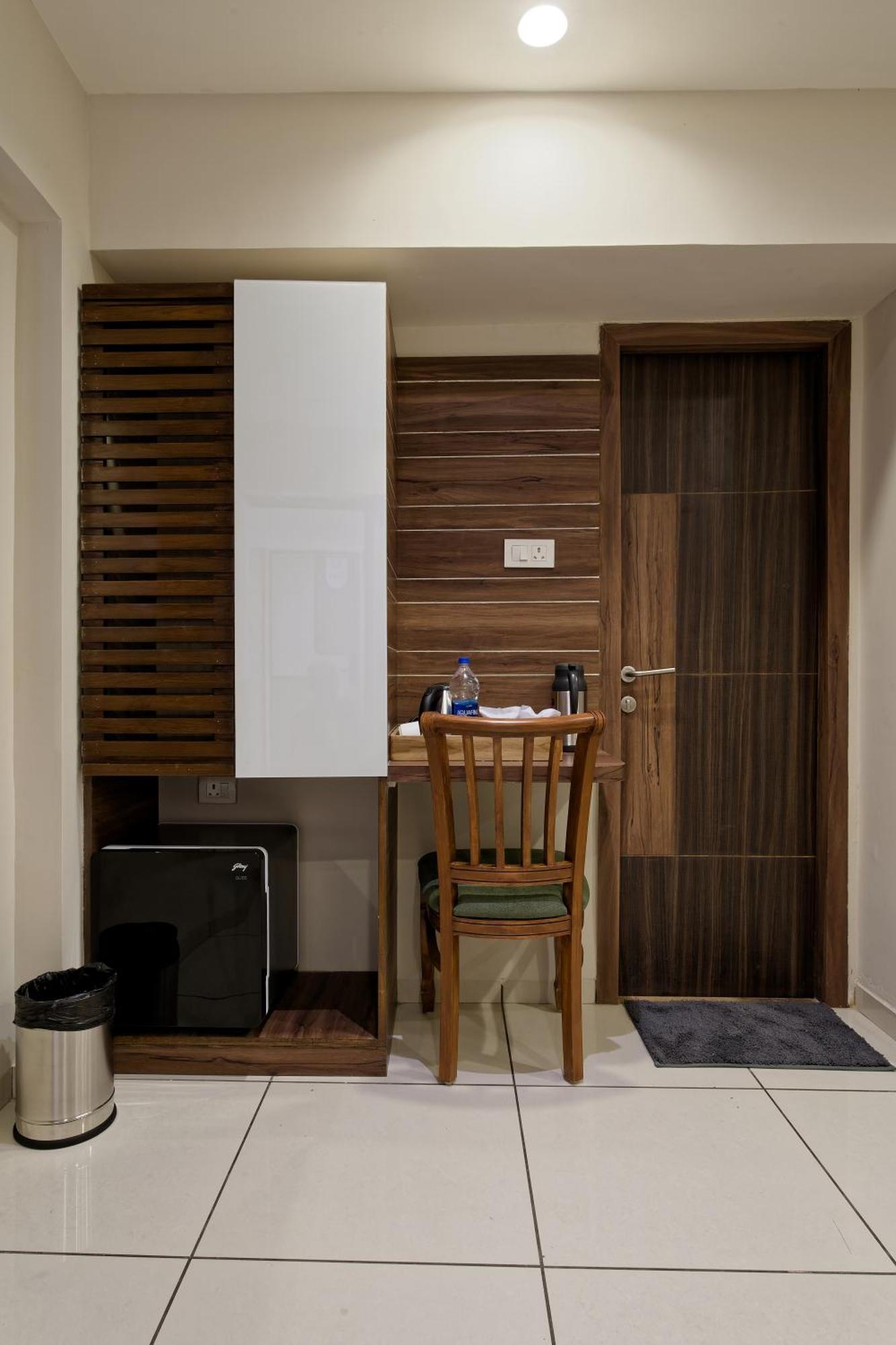 Exora Inn Ahmedabad Exterior photo